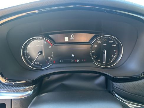 Certified 2025 Cadillac XT5 Sportv image 24
