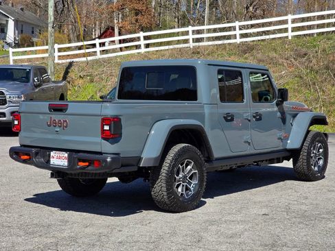 New 2026 Jeep Gladiator Mojave image 18