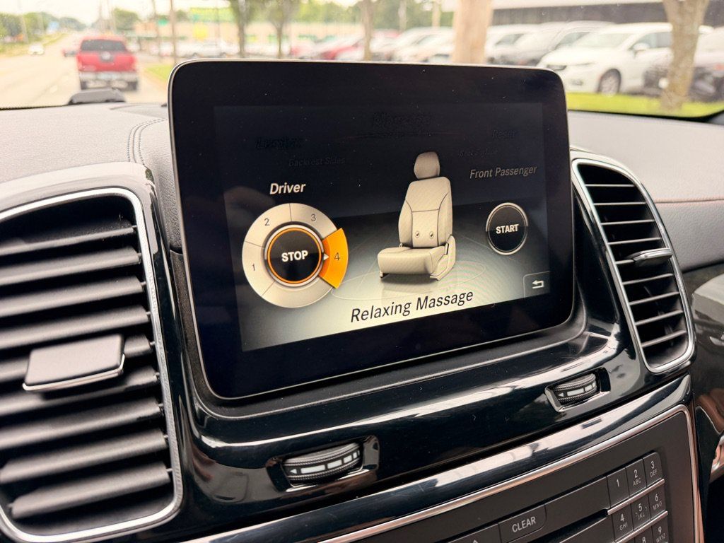 Used 2017 Mercedes-Benz GLS 550 4MATIC image 13