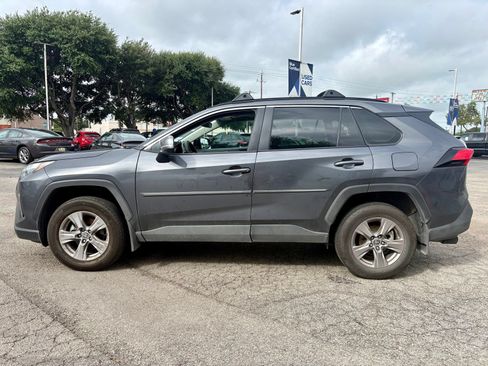 Used 2025 Toyota RAV4 XLE w/ Convenience Package FWD image 6
