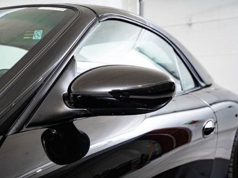 Used 2001 Porsche 911 Carrera RWD image 16