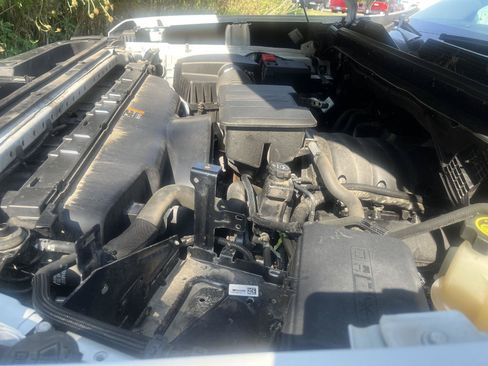 Used 2022 Chevrolet Silverado 2500 LT w/ Convenience Package AWD/4WD image 19