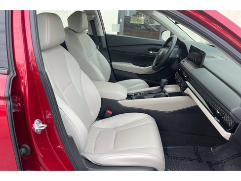 Certified 2026 Honda Accord EX-L image 18