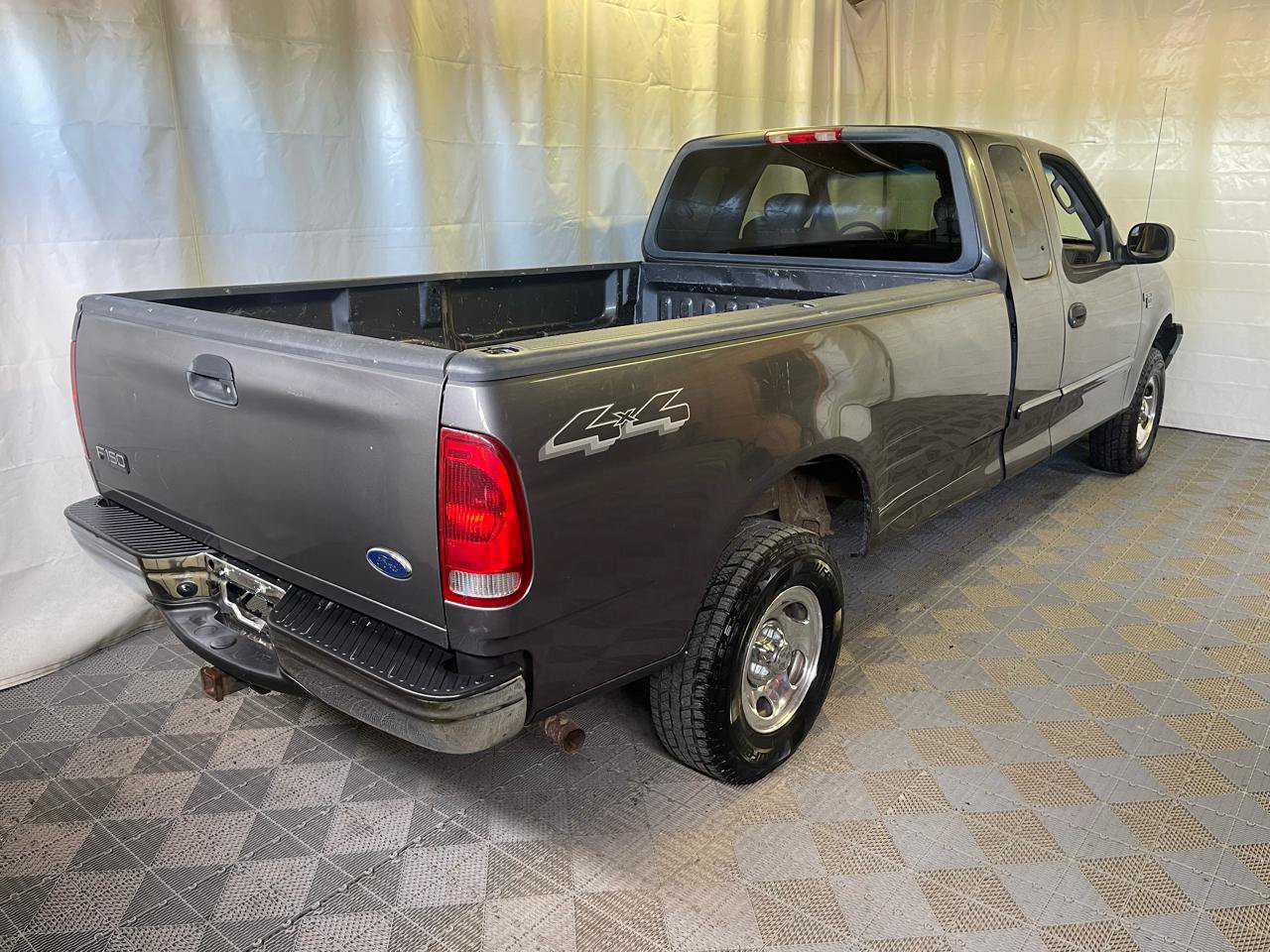 Used 2004 Ford F150 XLT AWD/4WD image 7