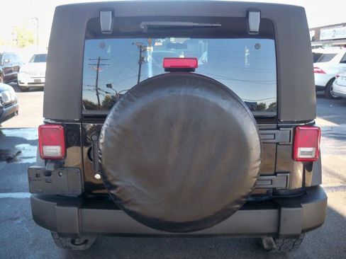 Used 2010 Jeep Wrangler Sport image 4