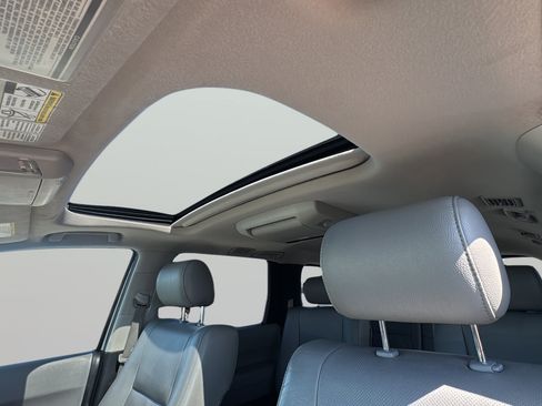 Used 2011 Toyota Sequoia Platinum AWD/4WD image 30