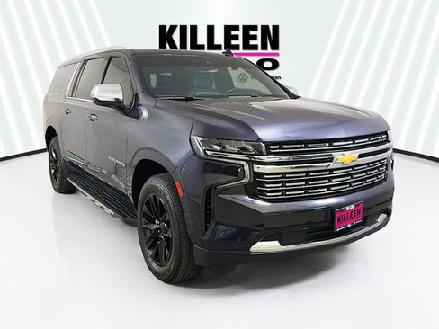 Used 2023 Chevrolet Suburban Premier image 1