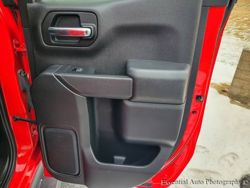 Certified 2019 Chevrolet Silverado 1500 Custom Trail Boss w/ Custom Convenience Package image 20