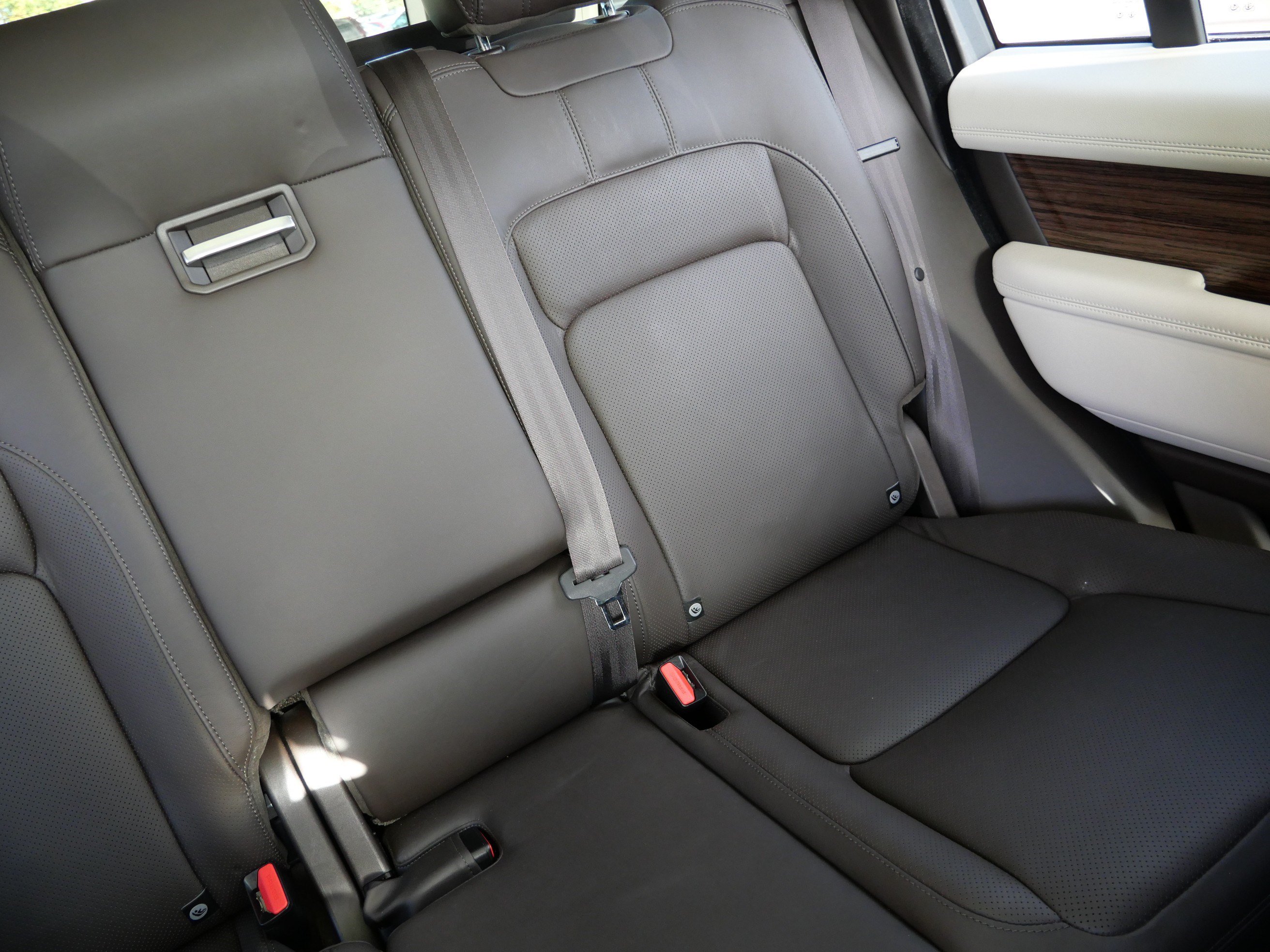 Used 2019 Land Rover Range Rover HSE AWD/4WD image 14