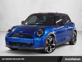Used 2025 MINI Cooper 2-Door Hardtop FWD video 1