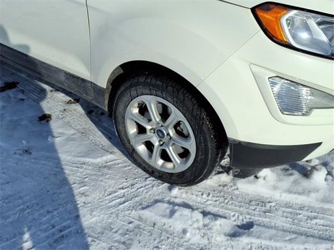 Used 2020 Ford EcoSport SE image 4