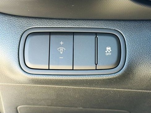 New 2026 Hyundai Venue SE FWD image 10