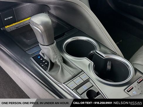 Used 2020 Toyota Camry XSE w/ Driver Assist Package FWD image 17