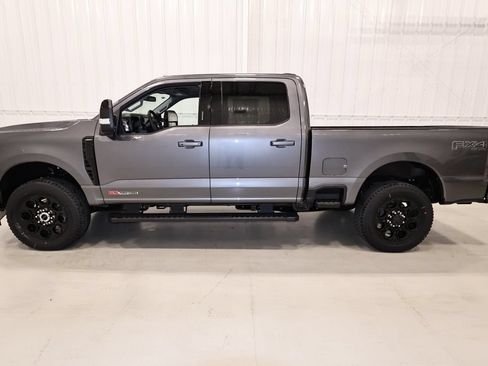 New 2026 Ford F350 Lariat w/ Black Appearance Package AWD/4WD image 6
