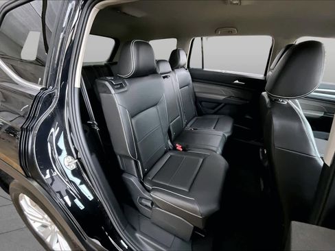 Used 2023 Volkswagen Atlas SE FWD image 18