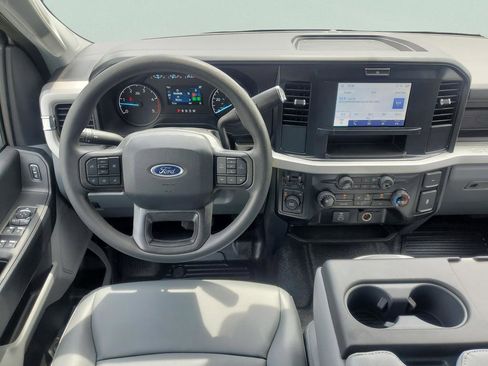 New 2025 Ford F350 XL w/ XL Chrome Package image 26