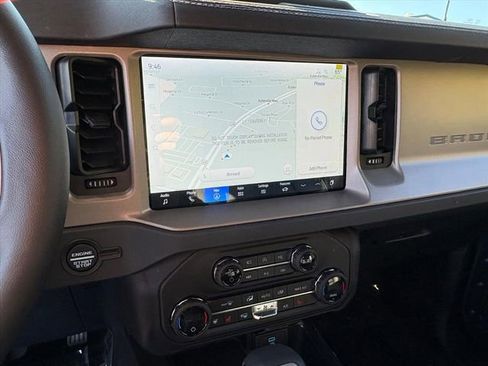 New 2025 Ford Bronco Outer Banks image 7