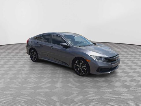 Used 2019 Honda Civic Sport image 2