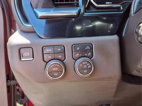 Used 2024 Chevrolet Silverado 1500 LTZ AWD/4WD image 23