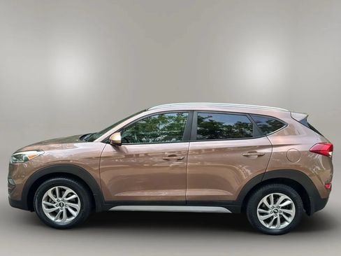 Used 2017 Hyundai Tucson SE w/ SE Popular Package 02 FWD image 11