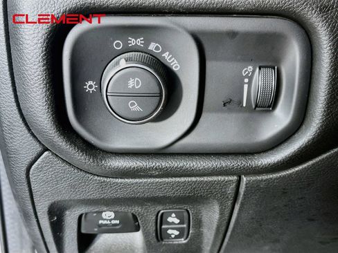 Used 2023 RAM 1500 Big Horn AWD/4WD image 12