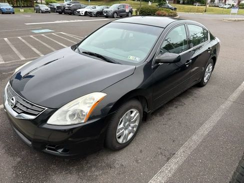 Used 2012 Nissan Altima 2.5 S FWD image 3