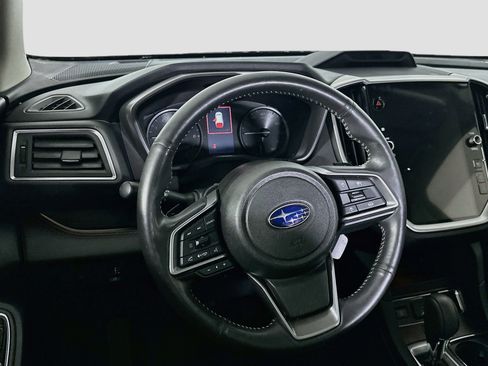 Used 2024 Subaru Ascent Touring AWD/4WD image 18