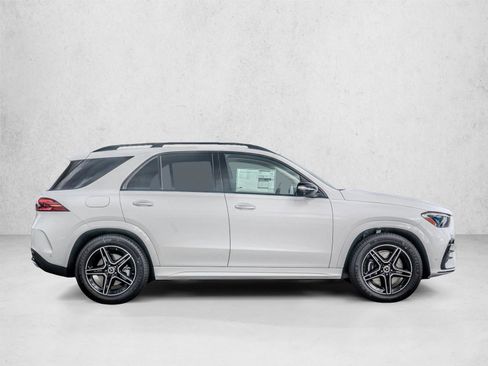 New 2026 Mercedes-Benz GLE 450 4MATIC image 3