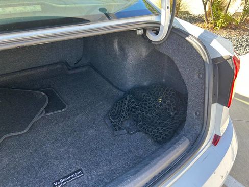 Used 2018 Volkswagen Passat 2.0T SE w/ SE Lighting Package image 37