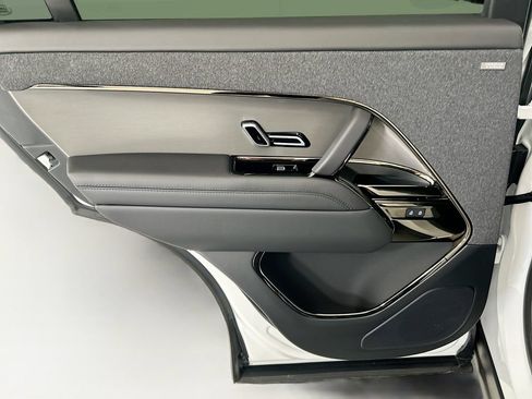 Certified 2026 Land Rover Range Rover Sport SE AWD/4WD image 25
