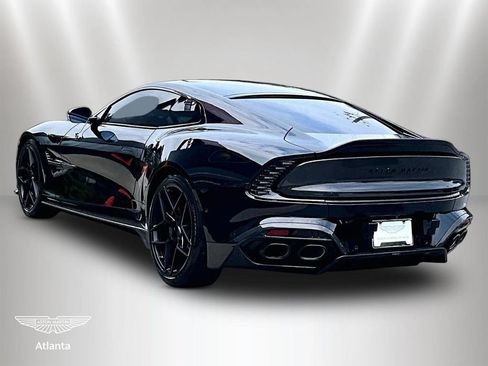 Used 2025 Aston Martin Vanquish RWD image 10