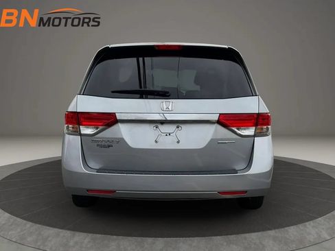 Used 2016 Honda Odyssey SE image 7
