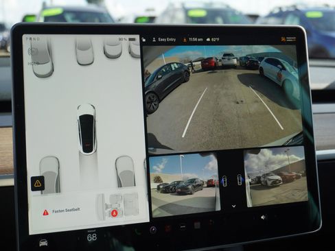 Used 2022 Tesla Model Y Performance image 28