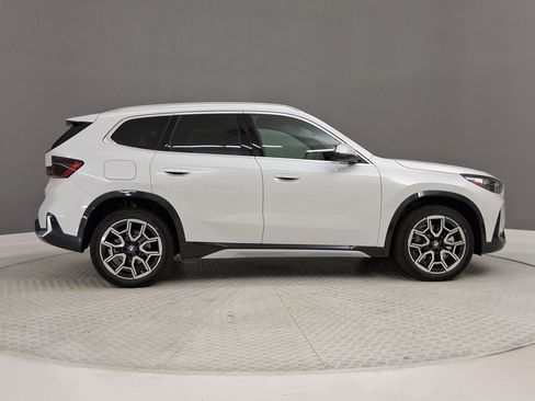 New 2026 BMW X1 xDrive28i w/ Technology Package AWD/4WD image 6