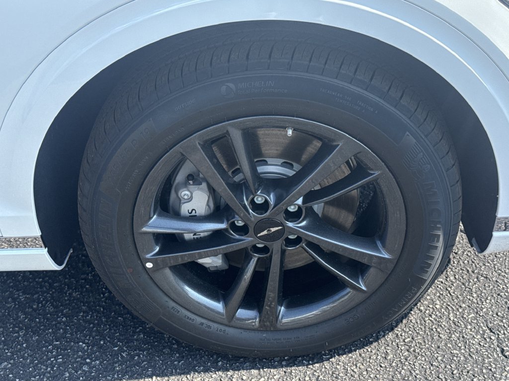New 2027 Genesis GV70 2.5T Select AWD/4WD image 12