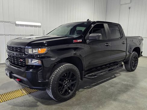 Used 2021 Chevrolet Silverado 1500 Custom Trail Boss w/ Safety Confidence Package AWD/4WD image 2