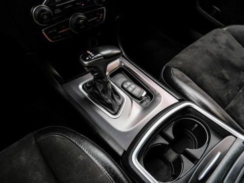 Used 2020 Dodge Charger Scat Pack RWD image 31