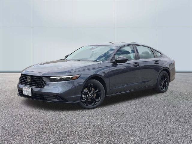 Used 2025 Honda Accord SE image 1