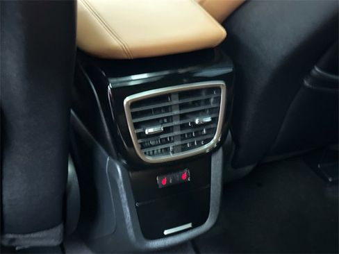 Used 2022 Lincoln Nautilus Black Label w/ Class II Trailer Tow Package image 19