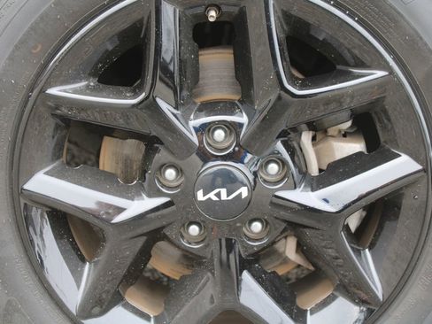 Certified 2022 Kia Soul LX w/ Technology Package image 17