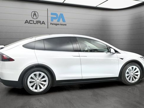 Used 2018 Tesla Model X P100D image 32