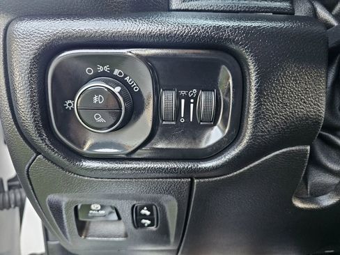 Used 2019 RAM 1500 Laramie image 20