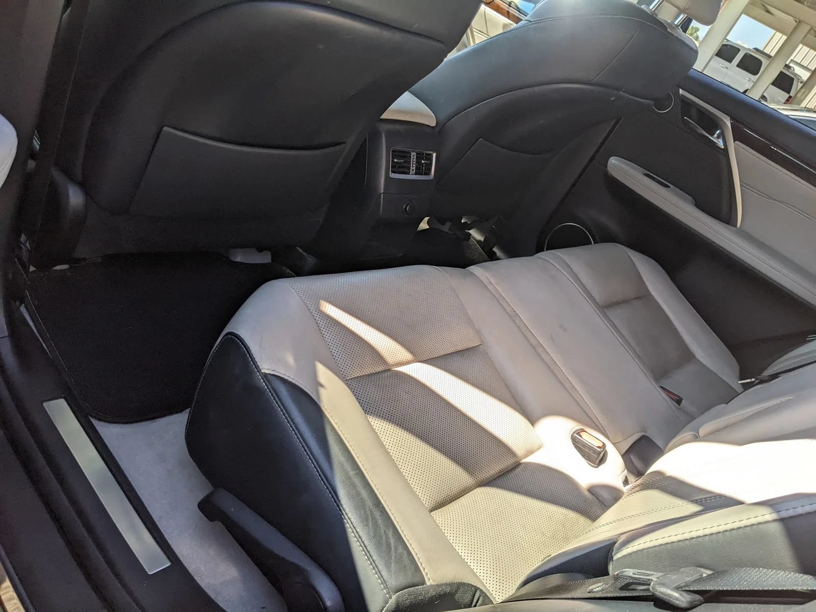 Used 2017 Lexus RX 350 FWD w/ Premium Package image 10