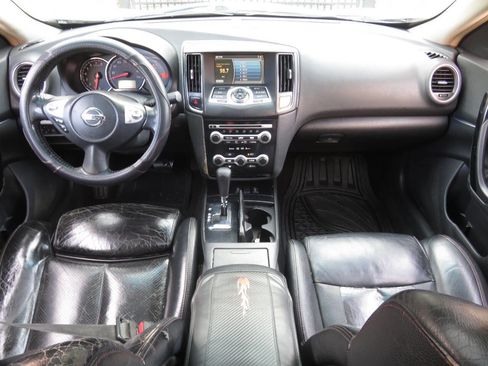 Used 2010 Nissan Maxima 3.5 SV w/ Monitor Pkg image 12
