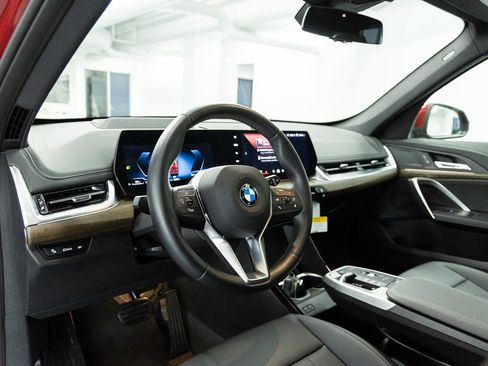 Used 2026 BMW X1 xDrive28i AWD/4WD image 28