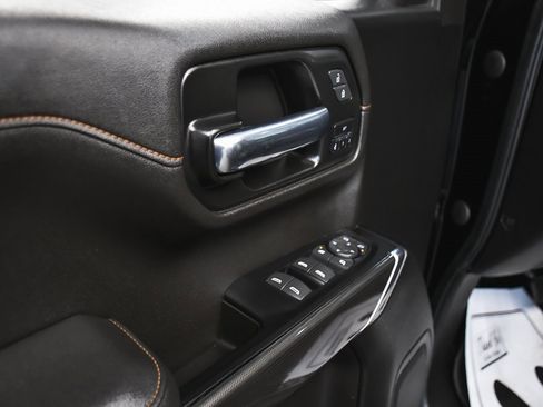 Used 2022 GMC Sierra 1500 AT4 image 11