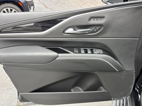 Used 2022 Cadillac Escalade Sport w/ Touring Package image 11