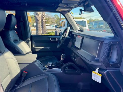 New 2025 Ford Bronco Big Bend w/ Black Diamond Package AWD/4WD image 7