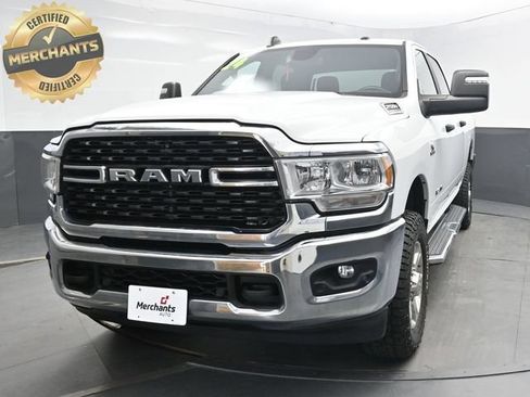 Used 2024 RAM 2500 Big Horn AWD/4WD image 2