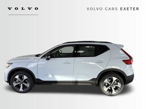 New 2026 Volvo XC40 B5 Plus w/ Protection Package Premier AWD/4WD image 2